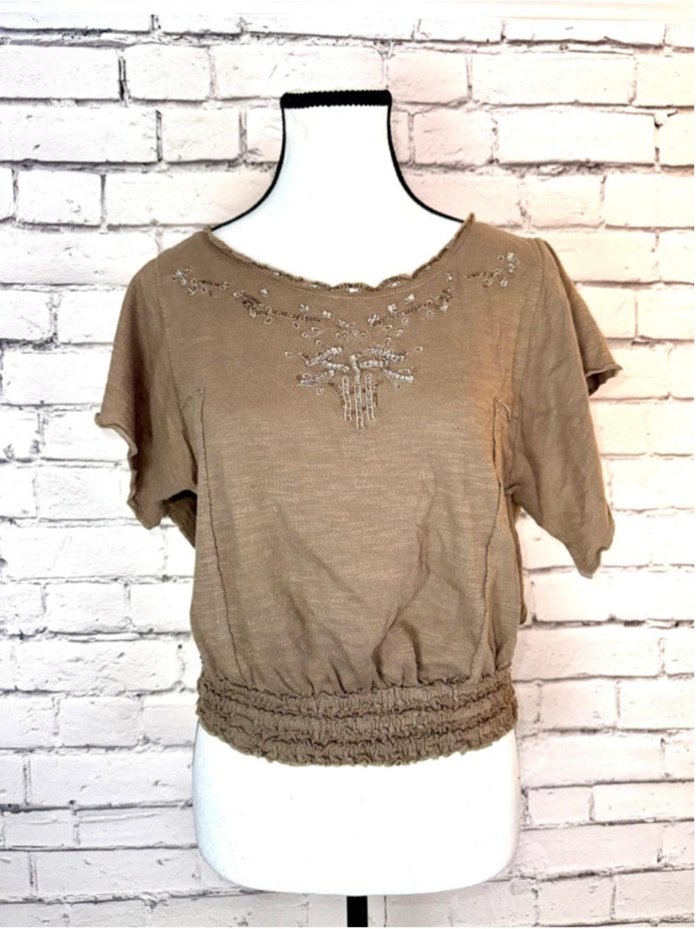 Women's Free People Brown Short Sleeved Shirt Size Small Brown Beaded Boho Smock